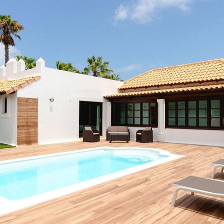 Villa Relax Deluxe Private Pool Corralejo By Holidays Home Exteriör bild